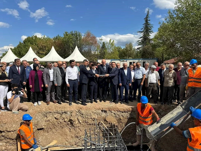 Karabük’te kontrplak fabrikasının temeli atıldı
