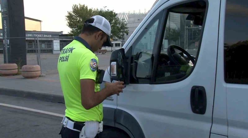 Bakırköy’de öğrenci servislerine yönelik denetim yapıldı
