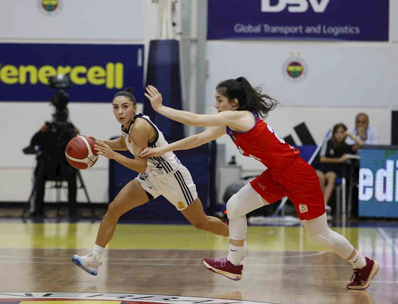 Kadınlar Basketbol Süper Ligi: Fenerbahçe: 81 - Botaş: 56
