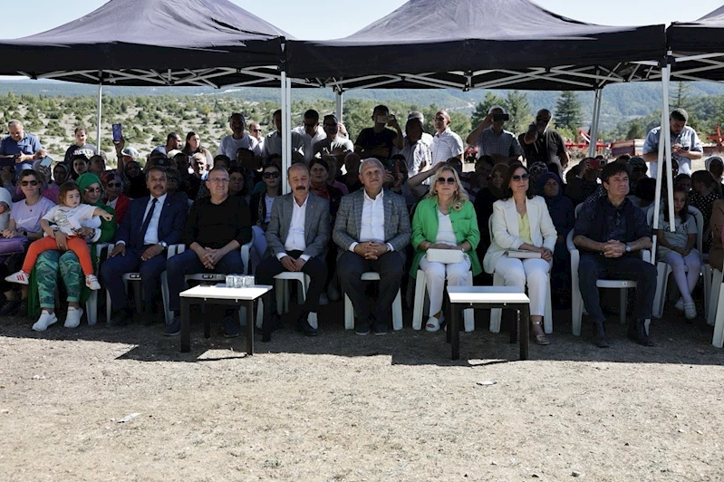 Hacıazizler Mahallesi Kültür ve Dayanışma Şenliği’nde renkli görüntüler yaşandı
