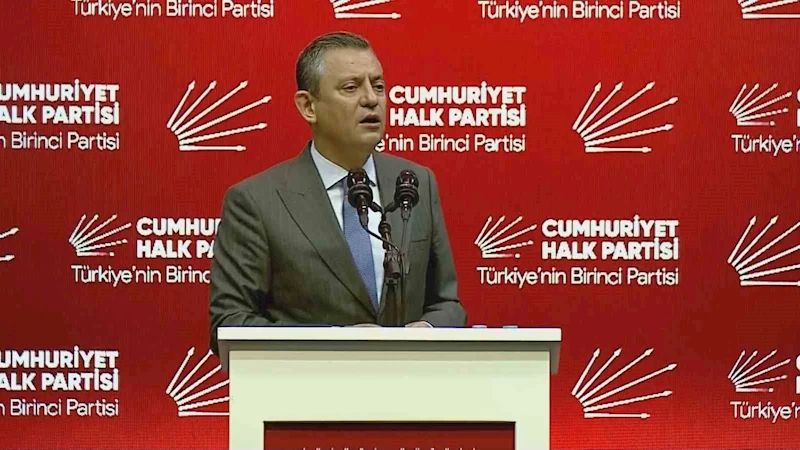 CHP Genel Başkanı Özel: “Erdoğan, ben kendime güveniyorum derse Kasım ayına adar erken seçim yapmaya hazırız”
