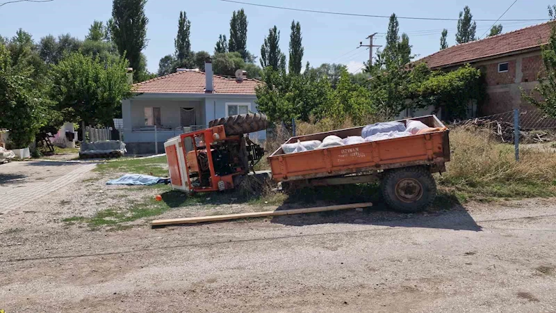 Kalp krizi geçiren traktör sürücüsü hayatını kaybetti
