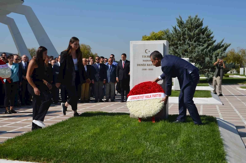 CHP Genel Başkanı Özel: “Teğmenlerin yaptığını imam hatiplilerin bir toplantısında dile getirirseniz burada doğrudan ’ben bir kutuplaşma istiyorum en uygun zemin burada’ diyorsunuzdur”
