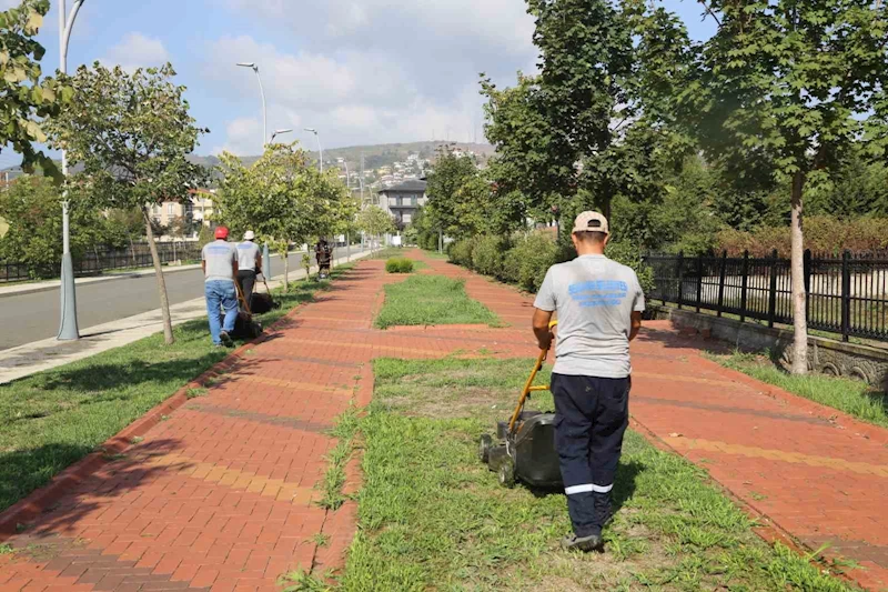 Serdivan’da yollar temiz ve bakımlı
