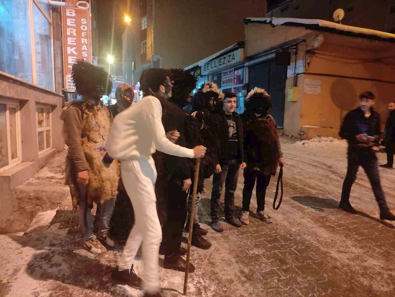 Ardahan’ın asırlık geleneği yılbaşında tekrar yaşatıldı
