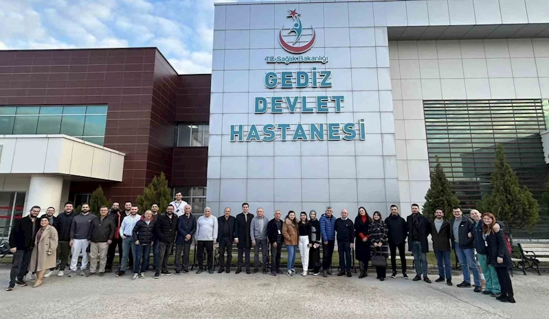 Gediz’de uzman ve aile hekimleri bir araya geldi
