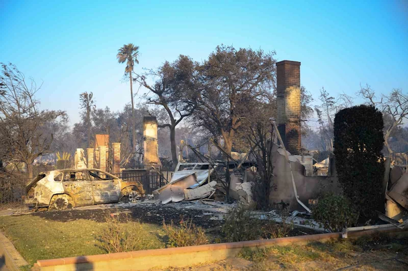 ABD’nin California eyaletindeki orman yangınlarında ölü sayısı 11’e yükseldi
