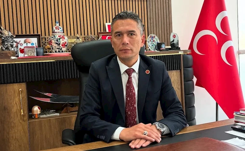 MHP Amasya İl Başkanı Akgül: “Amasya Belediyesi’nde işten çıkartılan işçilerimizin yanlarındayız”
