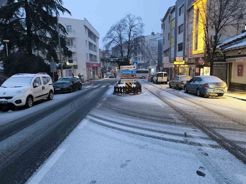 Balkanlardan gelen yeni kar dalgası İstanbul’a yaklaştı
