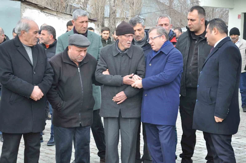 Polis memuru Kars’ta toprağa verildi
