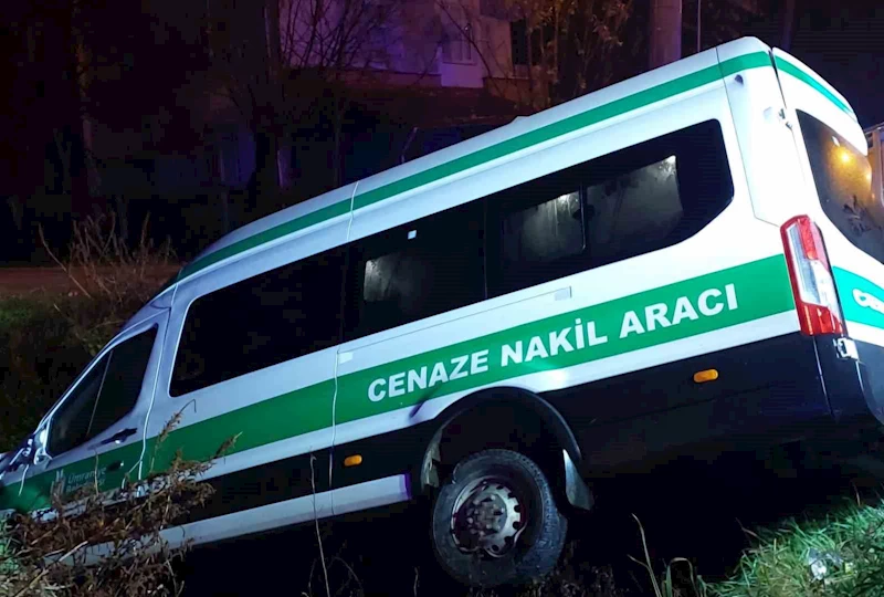 Samsun’da cenaze aracı kaza yaptı: 10 yaralı
