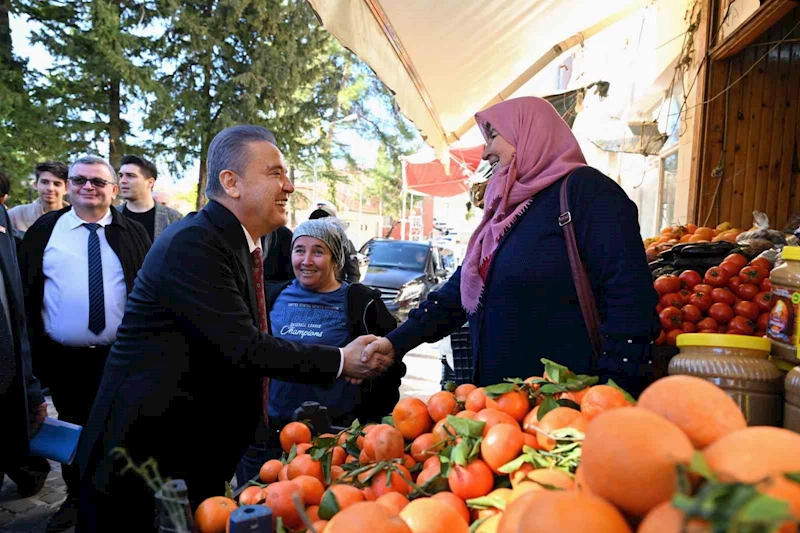 Başkan Muhittin Böcek, “Söz verdiklerimizi yapacağız”
