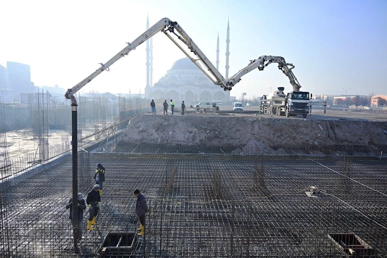 Kayseri OSB’de yeni iş merkezinin temeli atılmaya başlandı