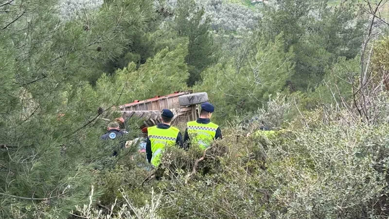 Bursa’da traktör şarampole yuvarlandı: 1 ölü, 1 yaralı
