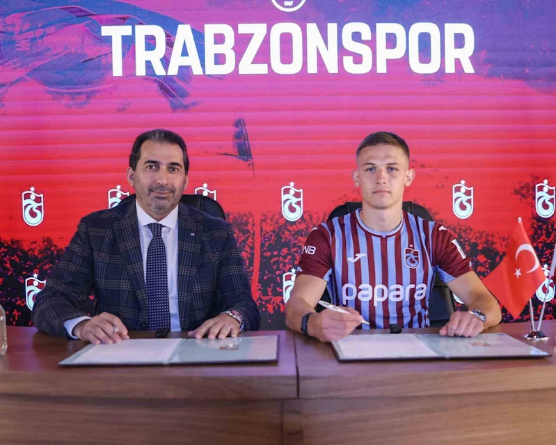 Trabzonspor’un Ukraynalı golcüsü Sikan imzayı attı
