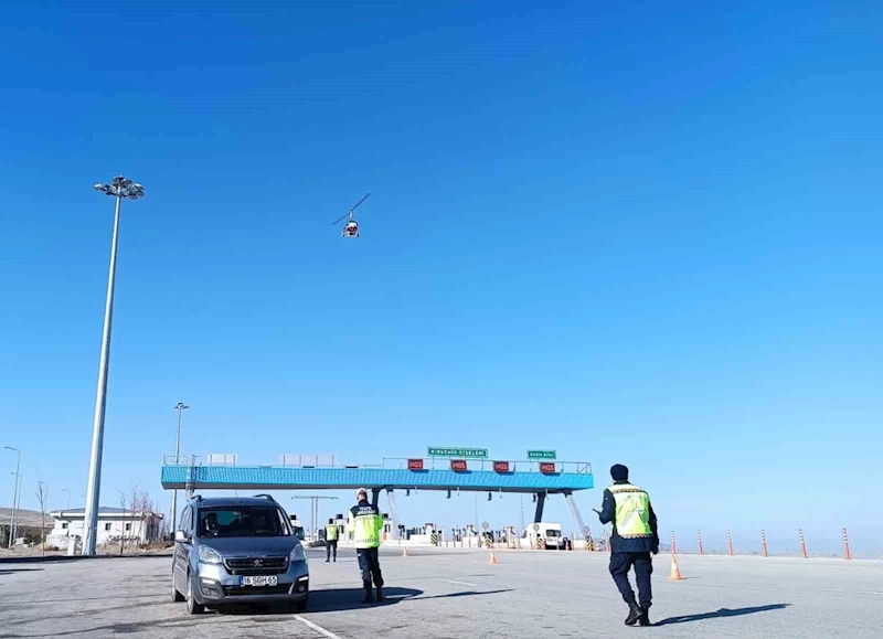 Kırşehir’de ’Cayrokopterli’ trafik denetimi
