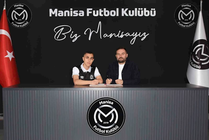 Manisa FK altyapısından yetişen Bulut Uysal ile profesyonel sözleşme imzaladı
