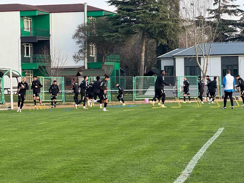 Kocaelispor’da Beridze ve Mijo Caktas kadroda düşünülmüyor
