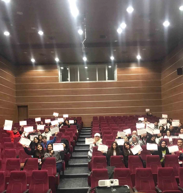 Kastamonu Üniversitesi’nde “Dijital Medya Okuryazarlığı” eğitimi düzenlendi
