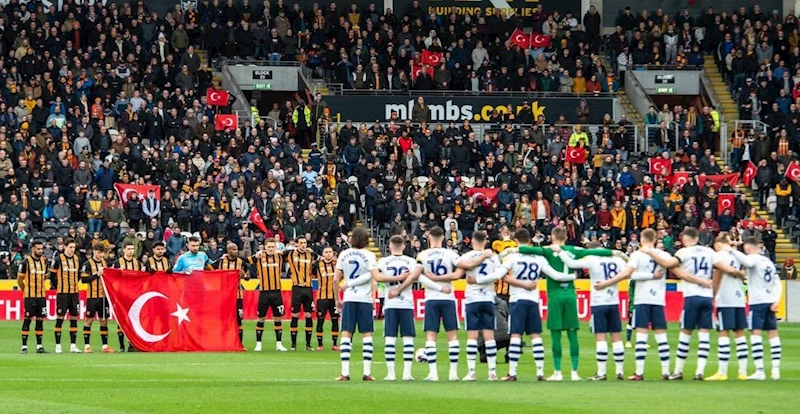 Acun Ilıcalı’dan Hull City-Leeds United maçı öncesi ’Türk Bayrağı’ açıklaması
