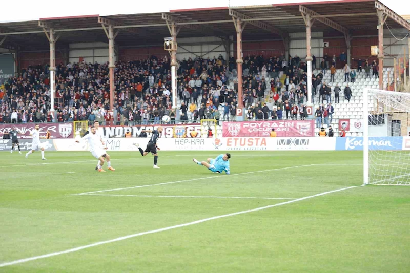 Trendyol 1. Lig: Bandırmaspor: 2 - Manisa Futbol Kulübü: 3
