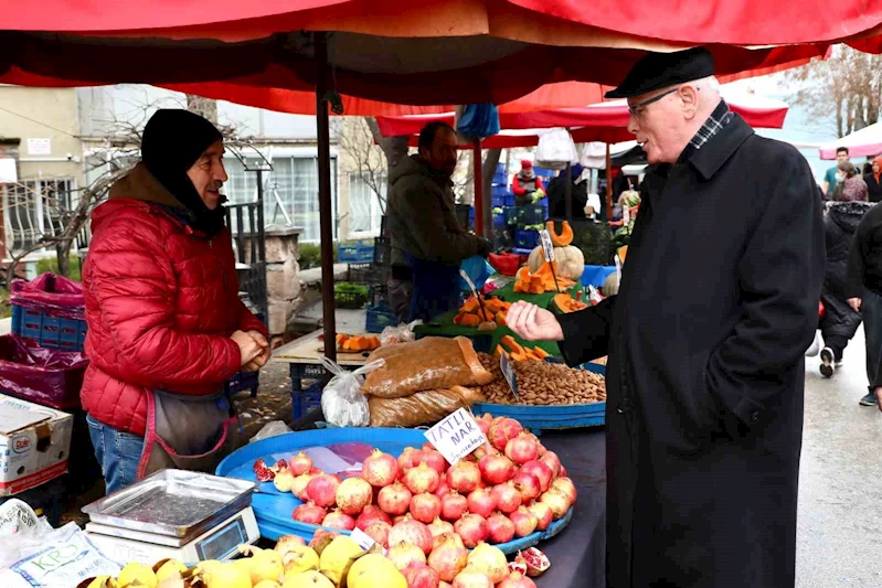 Başkan Kurt Yenikent Pazaryeri’ni ziyaret etti
