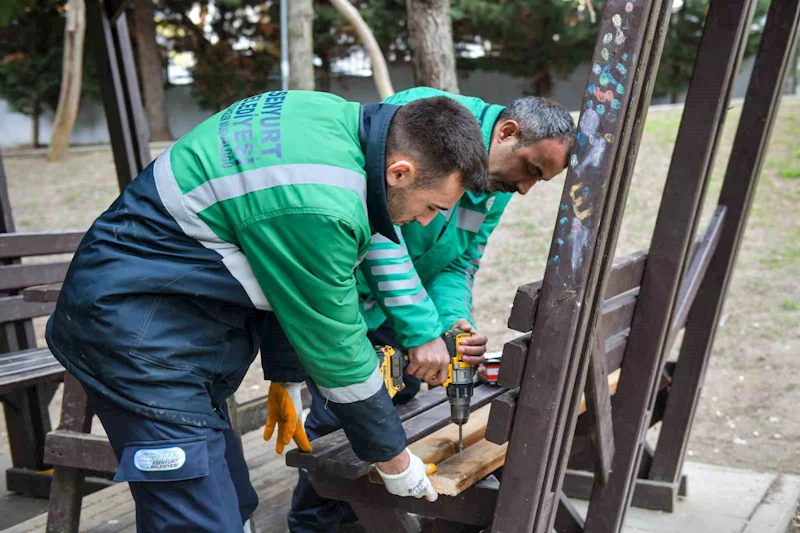 Esenyurt’un parkları yenileniyor
