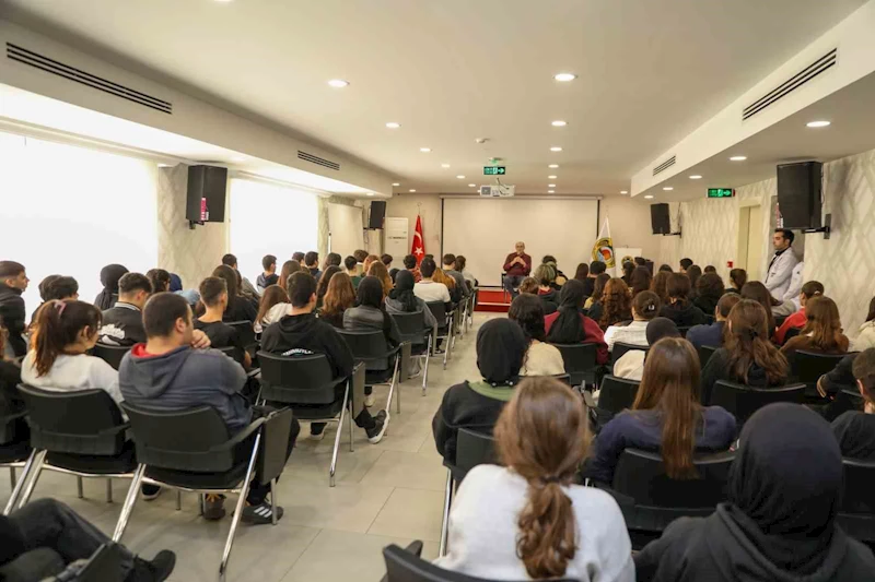 Alanya Belediyesi Eğitim ve Kariyer Günleri başladı
