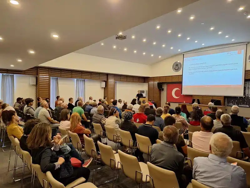 Muğla’da budama eğitimleri hız kesmiyor
