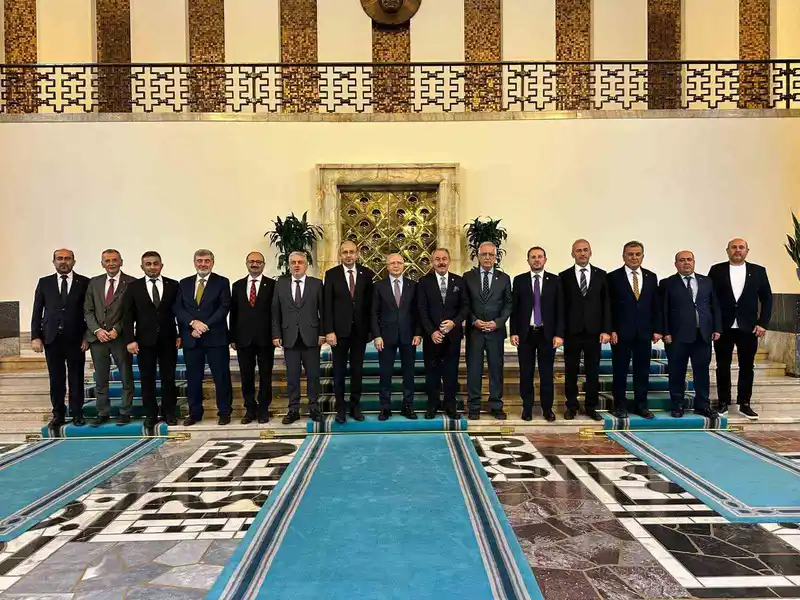 AK Parti Bursa’da iki ilçe başkanlığına yeni atama
