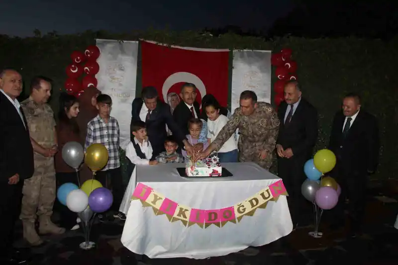 Şırnak’ta şehit çocuklarına doğum günü kutlaması
