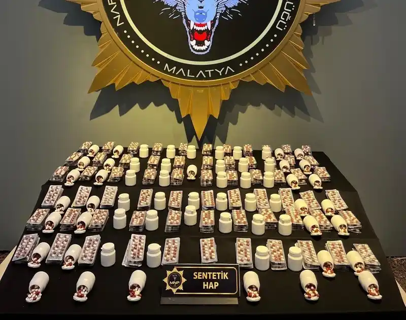 Malatya’da 7 bin 881 adet uyuşturucu hap ele geçirildi, 2 kişi tutuklandı
