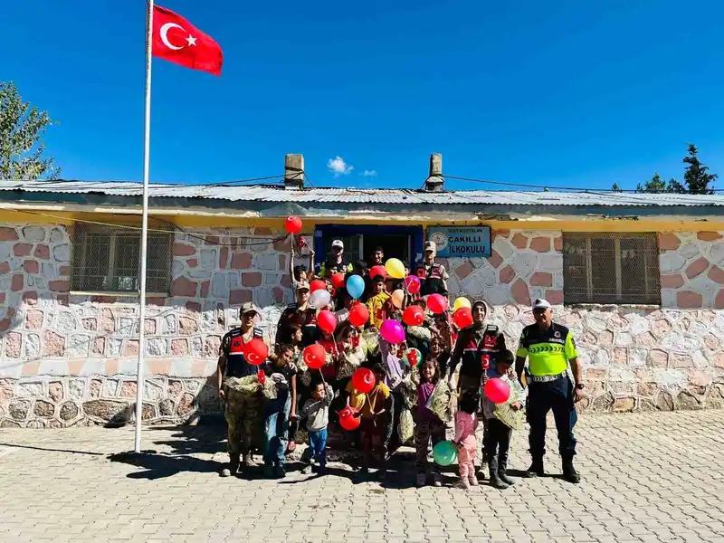 Siirt’te 11 Ekim Dünya Kız Çocukları Günü etkinliği
