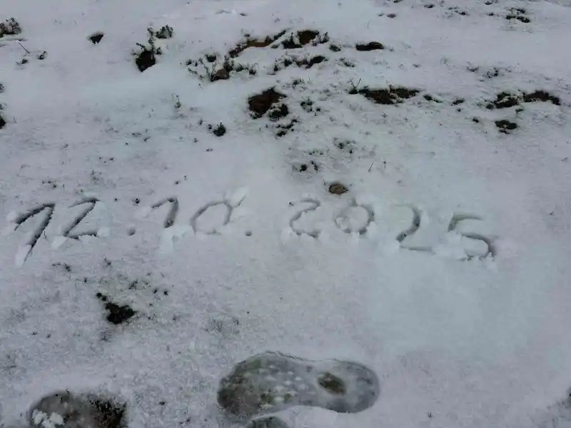 Afyonkarahisar’da mevsimin ilk karı düştü
