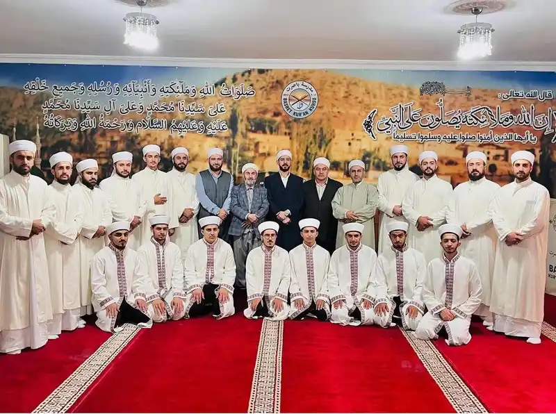 Siirt’te 21 kişi ilmi ve hafızlık icazeti aldı
