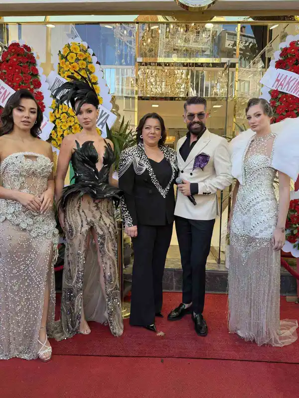 Bursalı modacıdan İnegöl’e yeni şube
