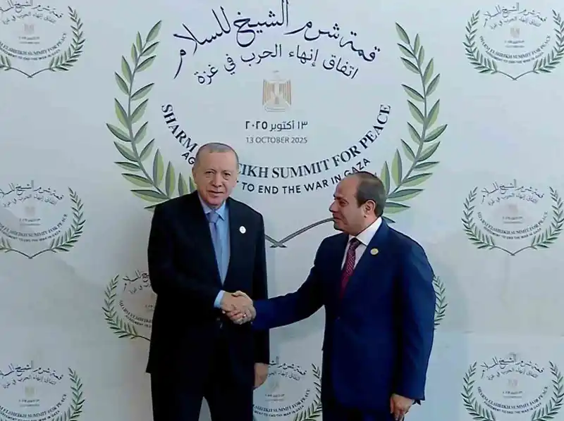 Cumhurbaşkanı Erdoğan, Mısır’daki Barış Zirve alanına geldi
