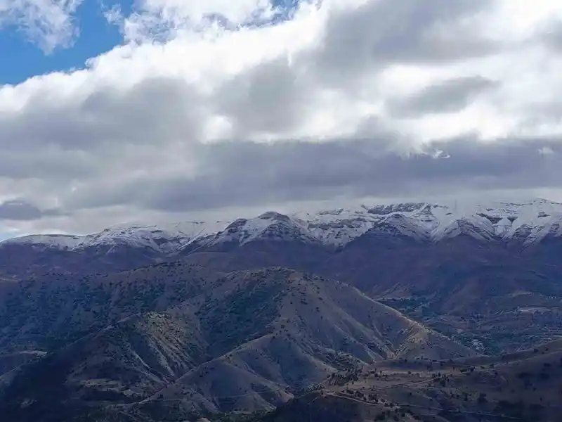 Malatya’da yüksek rakımlı bölgelere mevsimin ilk karı düştü
