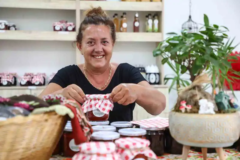 Antalya’da kadın kooperatiflerinde kış hazırlığı başladı
