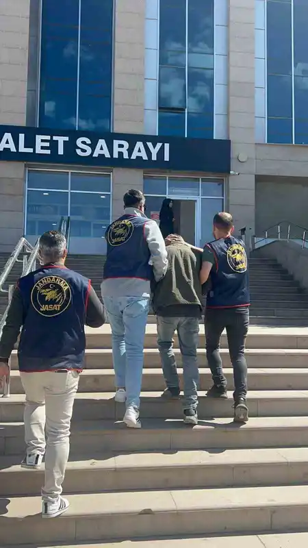 11 yıl 3 ay hapis cezasıyla aranan yabancı uyruklu şahıs yakalandı
