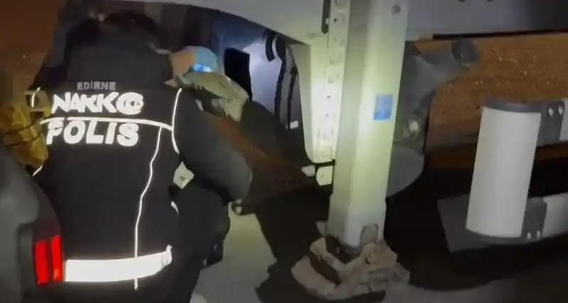 Edirne’de 210 milyon liralık kokain operasyonu
