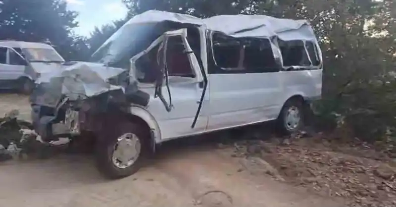 Ordu’da minibüs şarampole devrildi: 11 yaralı
