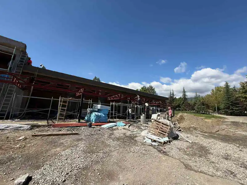 5000 Evler’de Sosyal Tesis Çalışmaları Sürüyor
