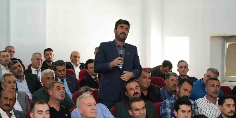 Vali Çeber ile Başkan Şahin, Arabanlı muhtarların taleplerini dinledi
