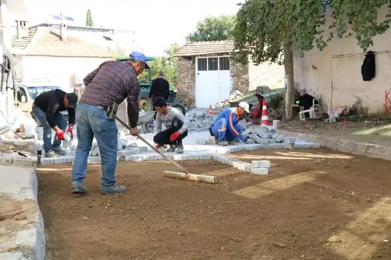 Yenipazar’da eş zamanlı çalışmalar sürüyor
