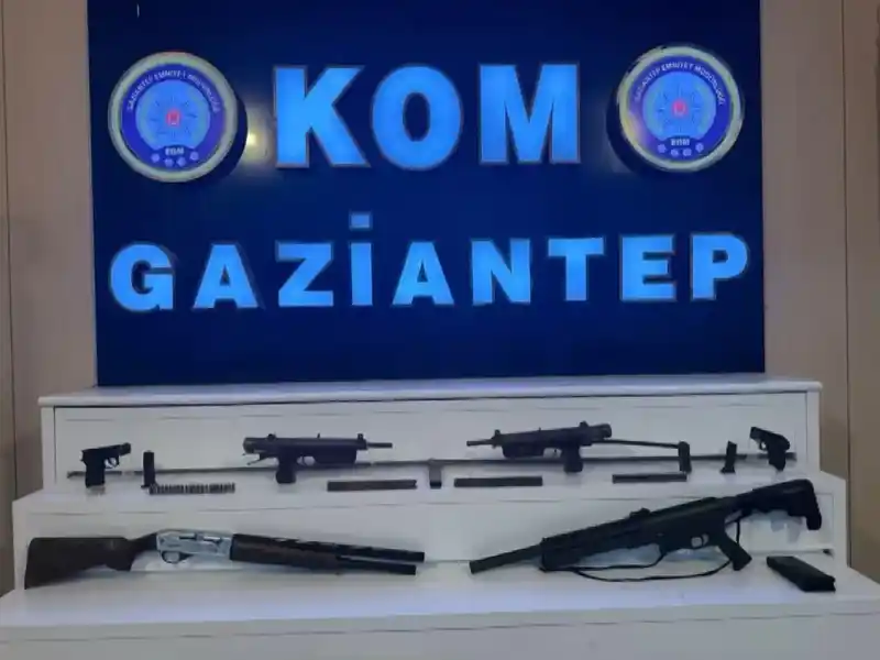 Gaziantep’te bağ evine kaçak silah operasyonu: 6 silah ele geçirildi
