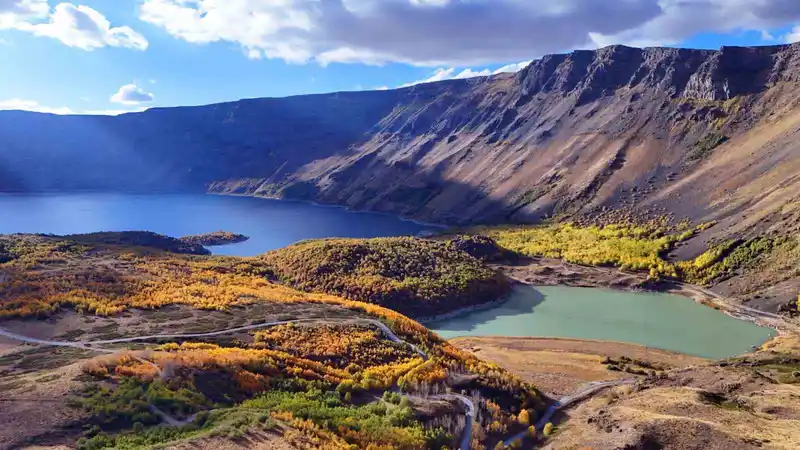 Nemrut Kalderası’nda hayranlık uyandıran sonbahar güzelliği
