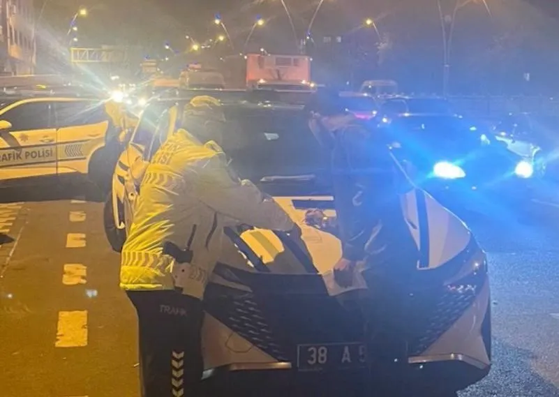 Kayseri’de kural ihlali yapan 3 araca 56 bin TL para cezası