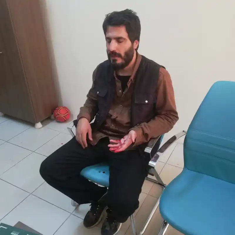 Bursa’da lisede gündüz vakti gasp  dehşeti
