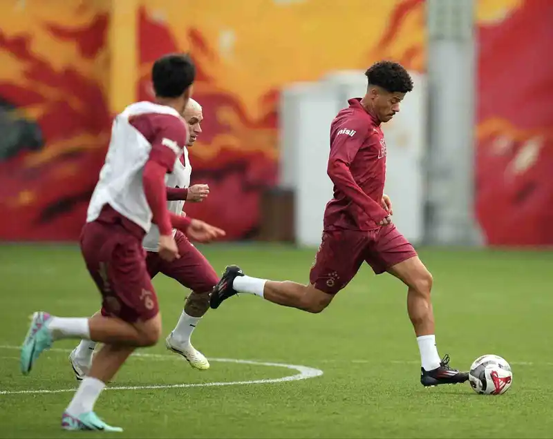 Galatasaray, Başakşehir maçı hazırlıklarını sürdürdü
